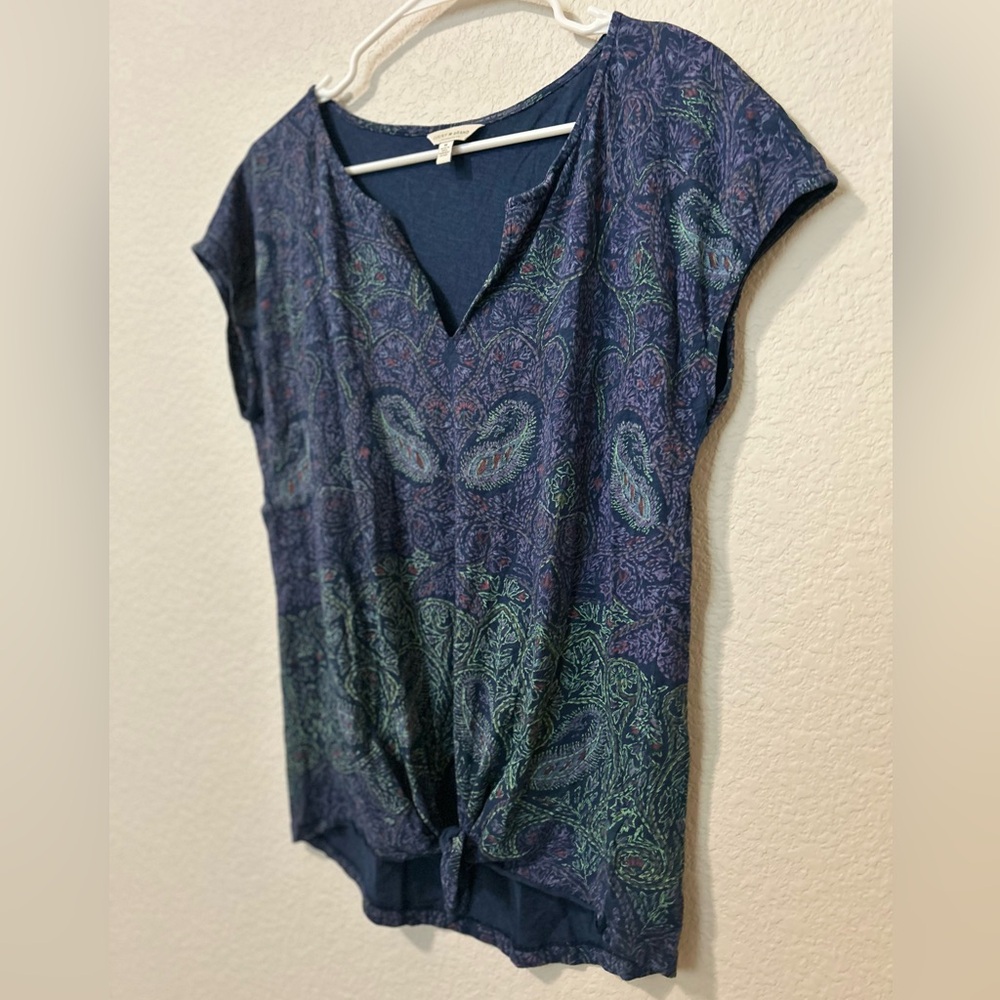 Lucky Brand Paisley Tie Front Top Size M Blue Purple Boho Festival Knit Shirt - Picture 3 of 6